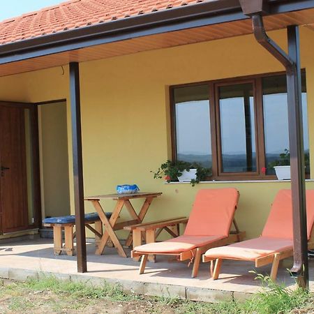 Malavi Guest House Krasen! Comfort&Clean! 외부 사진