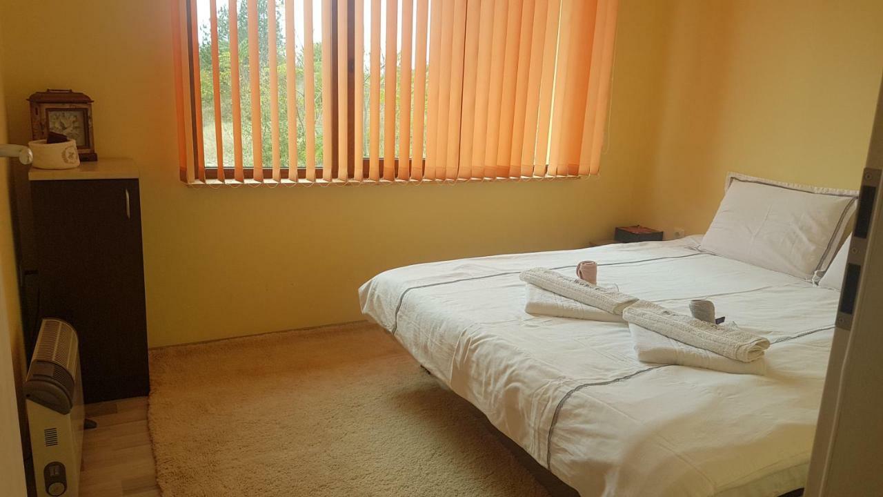 Malavi Guest House Krasen! Comfort&Clean! 외부 사진